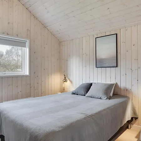 Swavi - From The Sea By Interhome Hals