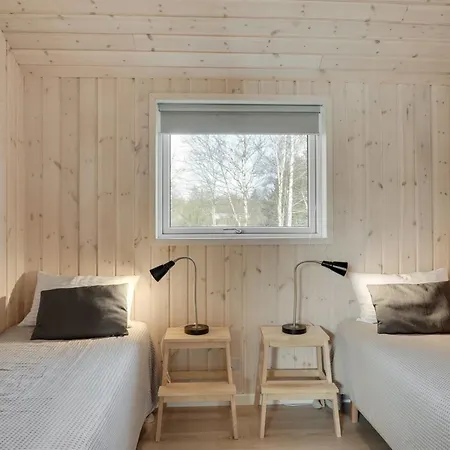 Swavi - From The Sea By Interhome * Hals
